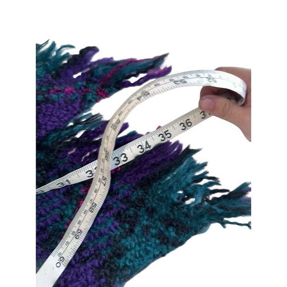 Vintage Weave O’ The Irish Woolf Blend Cape Wrap Knit Purple Plaid Fringe - Picture 7 of 7